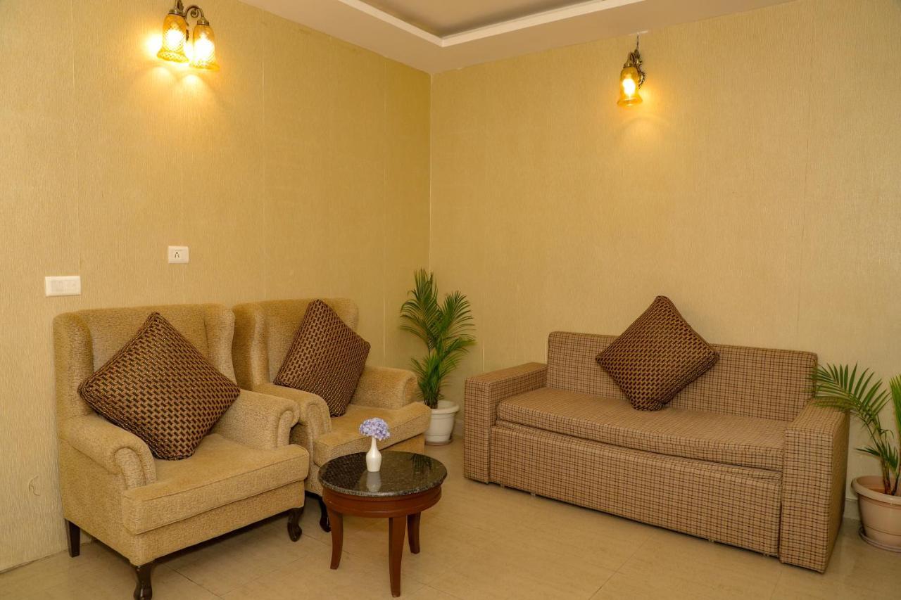 Excel Hotels And Resorts Bhīm Tāl Extérieur photo