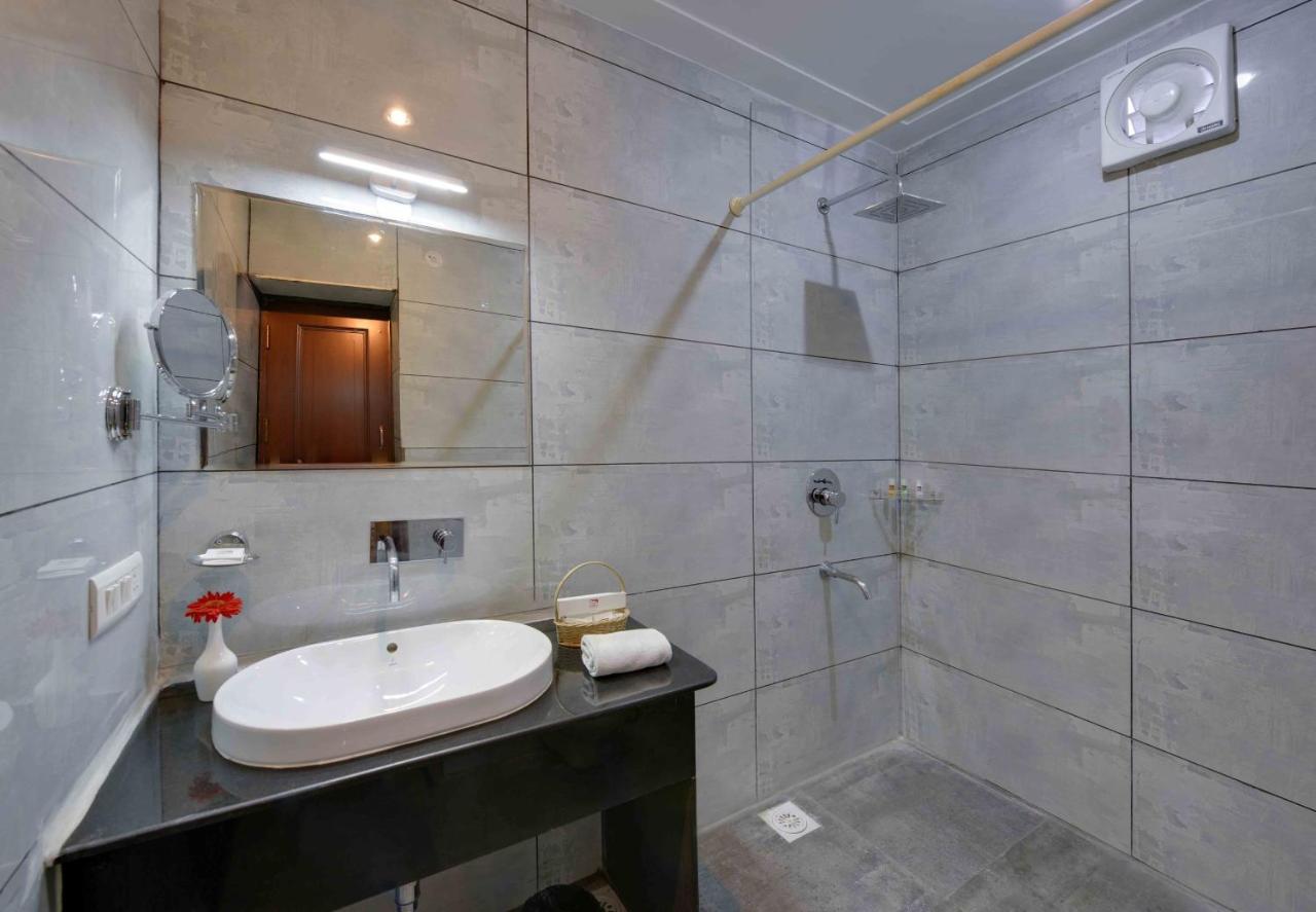 Excel Hotels And Resorts Bhīm Tāl Extérieur photo